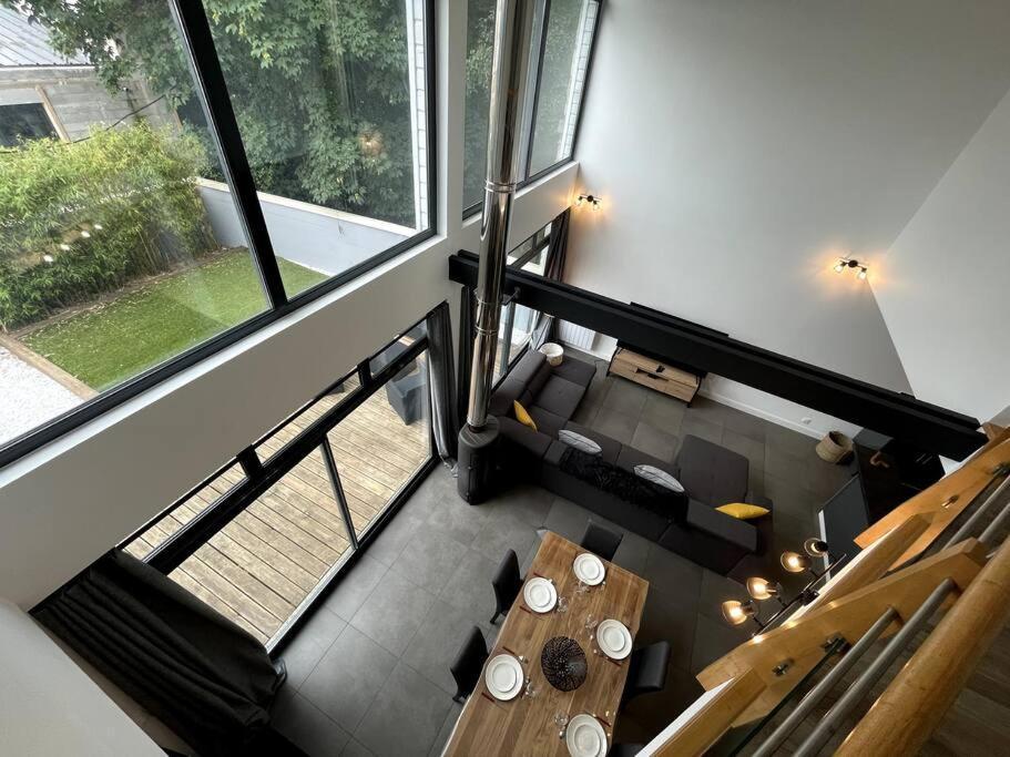 Superbe Loft Lumineux A